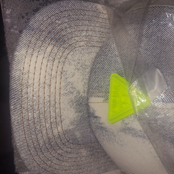 Off-white Denim Hat - Picture 7 of 7
